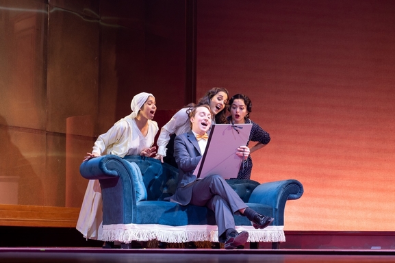 El musical El tiempo de costuras llega al Teatre Apolo de Barcelona