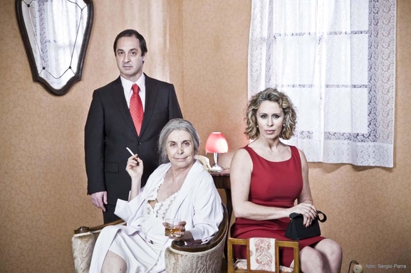TEATRO LARA PRESENTA: 100 m2