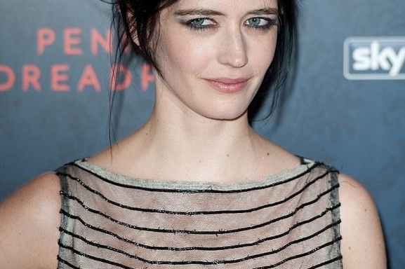 Eva Green y TIm Burton juntos otra vez para "El hogar de Miss Peregrine para niños peculiares"