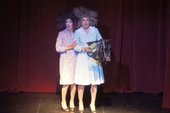 “EL VARIETÓN” Los 20 años de carrera de los Quintana en el Teatro Alfil