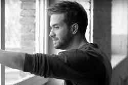 Pablo Alborán cumple 24 años, y lo celebra en plena gira en Cáceres