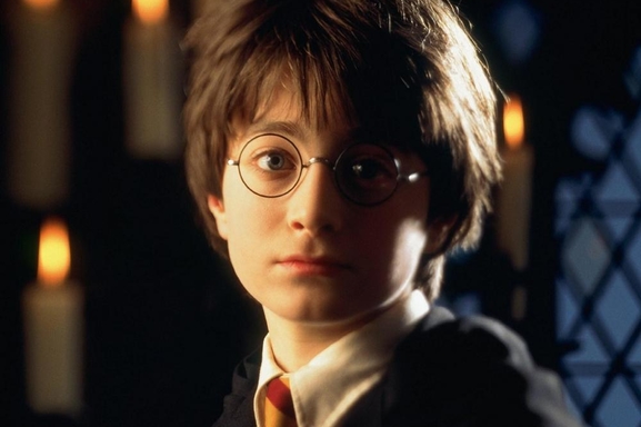 J. K. Rowling lleva la infancia de Harry Potter al teatro