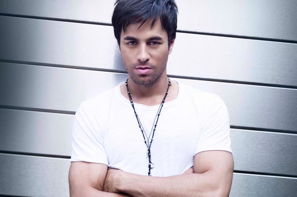 Enrique Iglesias y Jorge Drexler triunfan en los Grammys Latinos