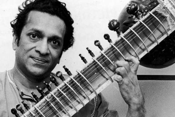 Ravi Shankar, padrino de las músicas del mundo, fallece a los 92 años