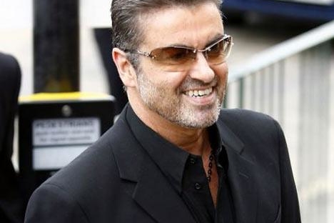 George Michael lanza nuevo disco