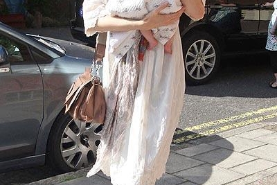 Primeras fotos de Claudia Schiffer y su bebe