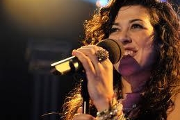 Lucia Pérez rumbo a Eurovisión 2011