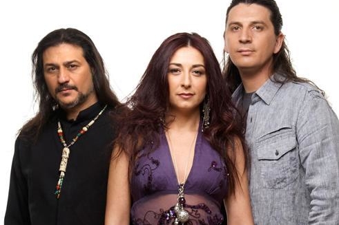 Camela regresa tras tres años con el disco titulado  "Más de lo que piensas"