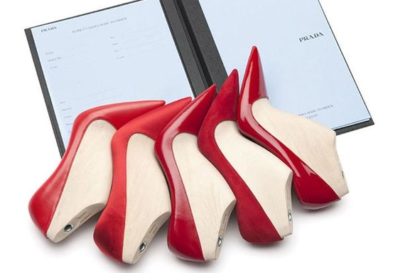 Prada y su primer servicio de customización de zapatos