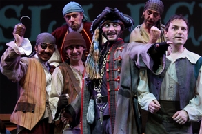El musical "La Isla del Tesoro" llena Madrid de piratas, mapas del tesoro, un barco abandonado y un sin fin de aventuras !