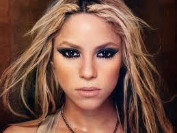 Shakira acepta su relación con Piqué