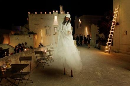 Entrevista a Adriana Gallo, actriz y zanquera