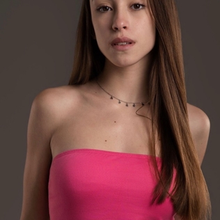 anela8