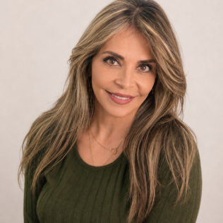 Lucesita28
