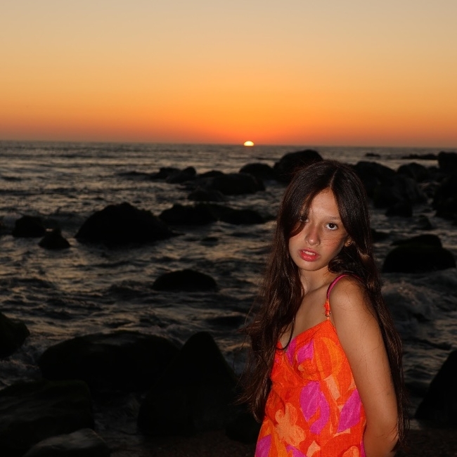 Vicky25