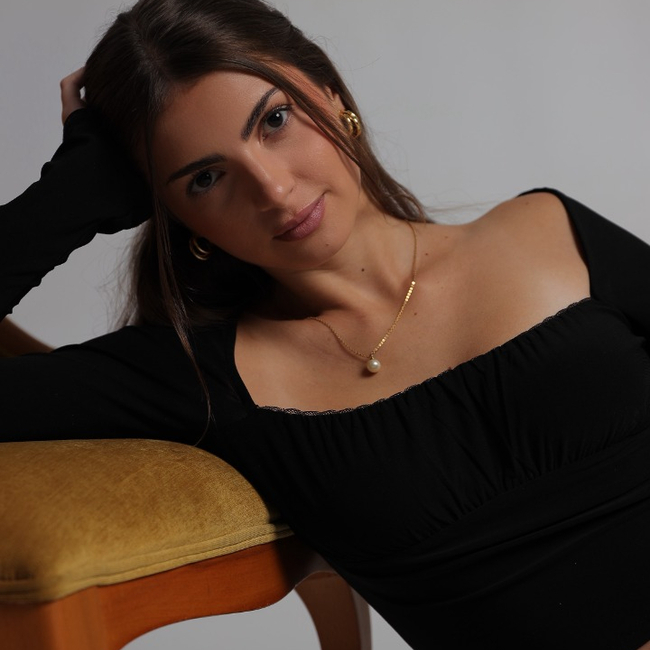 lolaalbornoz