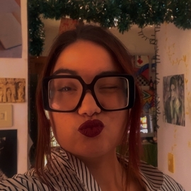 Nuria_30