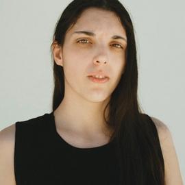 Iris_Parera