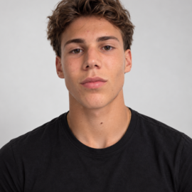 Damian19