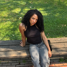 Aadaniss