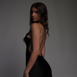 lolaalbornoz