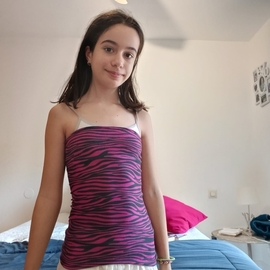daniella15