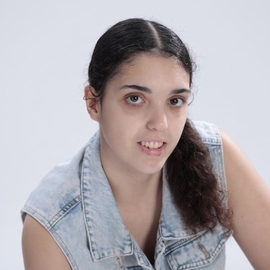Iris_Parera