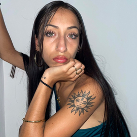 LuciaAdeva02