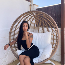 LuciaAdeva02