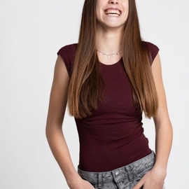 anela8