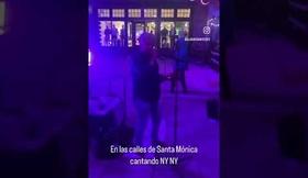 Cantando New York New York en Santa Mónica #LosÁngeles #SantaMónica #california #singing #sinatraa