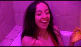 Videobook Nadine Reina