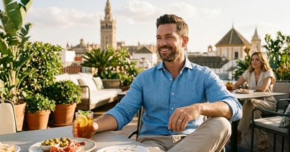   Casting modelo chico de 30 a 50 años para sesión de foto y vídeo de cadena hotelera en Sevilla