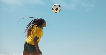 Casting de chicas de 18 a 20 años que jueguen al fútbol para spot de televisión en Madrid