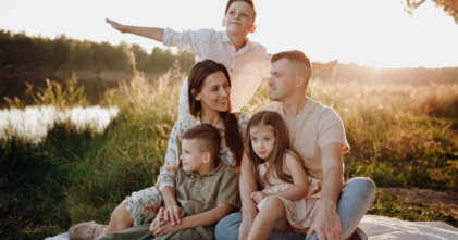 Casting familias variadas para proyecto publicitario en Menorca, Mallorca y Cádiz