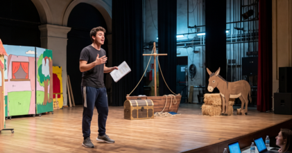 Casting actor con nivel alto de inglés para gira nacional de teatro escolar