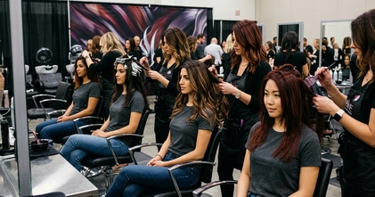 Casting chicas para evento de peluquería profesional de coloración en San Sebastián