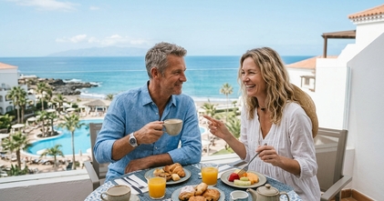 Casting hombre y mujer de alrededor de 50 años para campaña digital en Tenerife