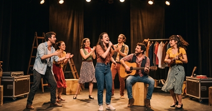 Casting actores y actrices de 25 a 35 años para producción teatral escolar con gira por Italia