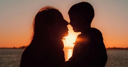 Casting madres con bebés entre 2 y 4 años para publicidad en Galicia