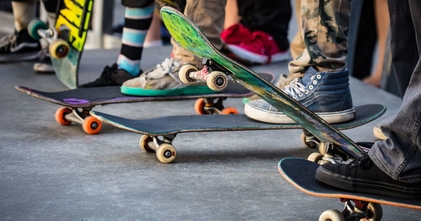 Casting chicos y chicas skaters para una publicidad