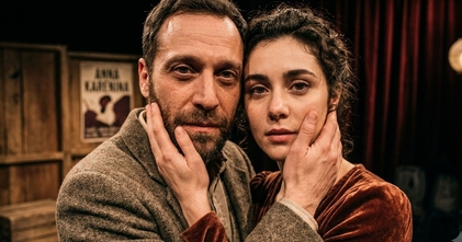 Casting actores y actrices con buen nivel de canto e inglés para teatro en Madrid