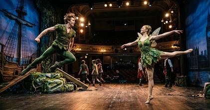 Casting bailarín o bailarina de más de 1,80 m para formar parte de su próxima producción teatral PETER PAN, con funciones previstas en diciembre.