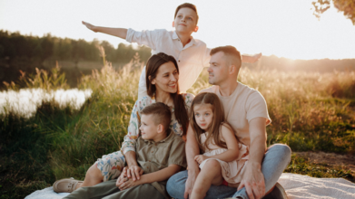 Casting familias variadas para proyecto publicitario en Menorca, Mallorca y Cádiz