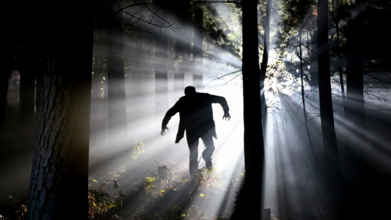 Casting actor y actriz con capacidad de improvisación para una ruta teatralizada de terror de temática sobrenatural en Madrid