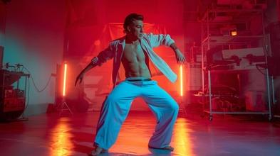 Casting hombres entre 30 y 70 años para videoclip de artista internacional