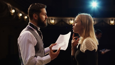 Casting actor y actriz entre 18 y 25 años para videos dirigidos a las redes sociales