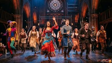 casting actores cantantes y bailarines entre 16 y 25 años para musical del jorobado de Notre Dame