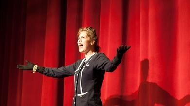 Casting mujer intérprete de 20 a 40 años para obra de danzateatro