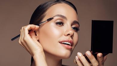 Casting modelos mujeres entre 28 y 30 años para marca de cosmética